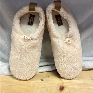 UGG Plushy Fleece Slipper